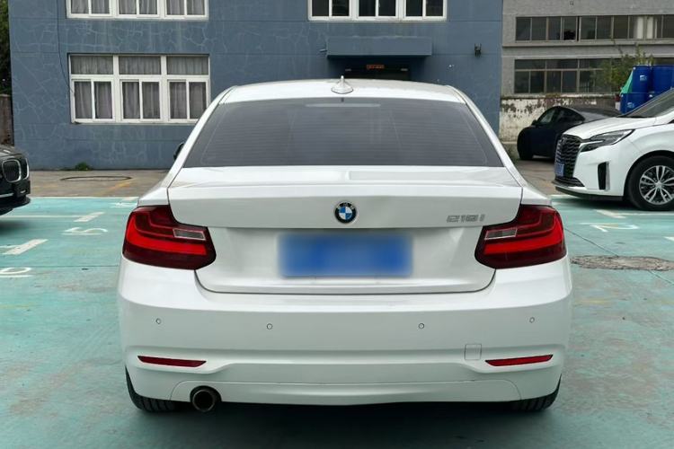 Used BMW 2 Series 2015 218i Exterior 4