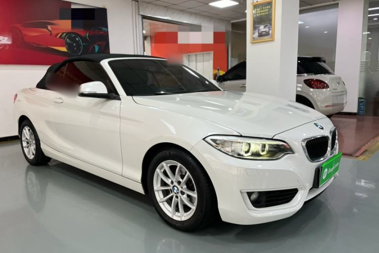Used BMW 2 Series 2015 218i Convertible Coupe Exterior 4