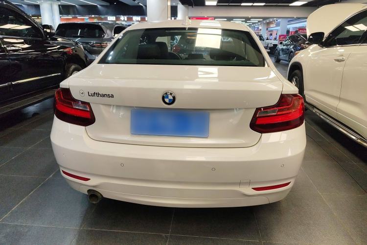 Used BMW 2 Series 2015 218i Exterior 4