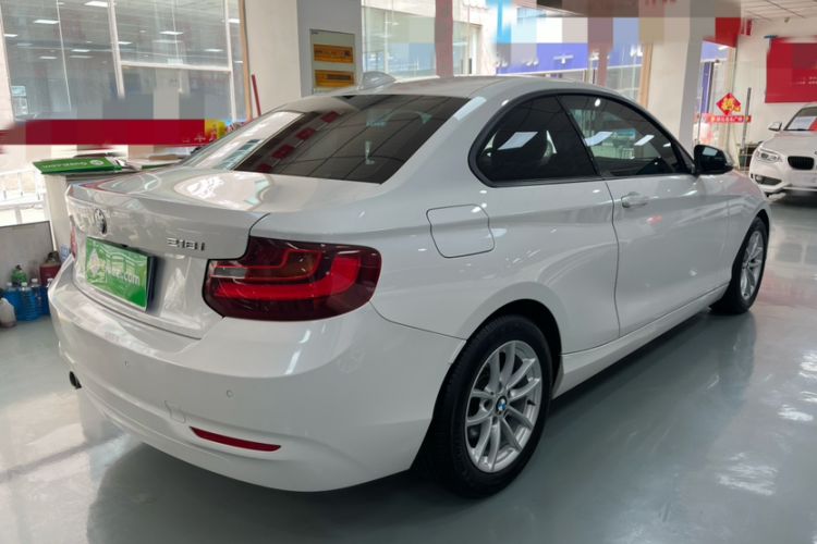 Used BMW 2 Series 2015 218i Exterior 4