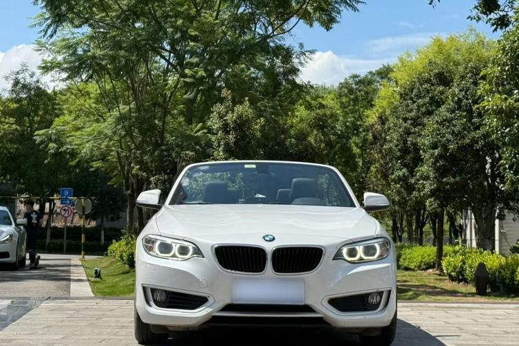 Used BMW 2 Series 2015 218i Convertible Coupe Exterior 4