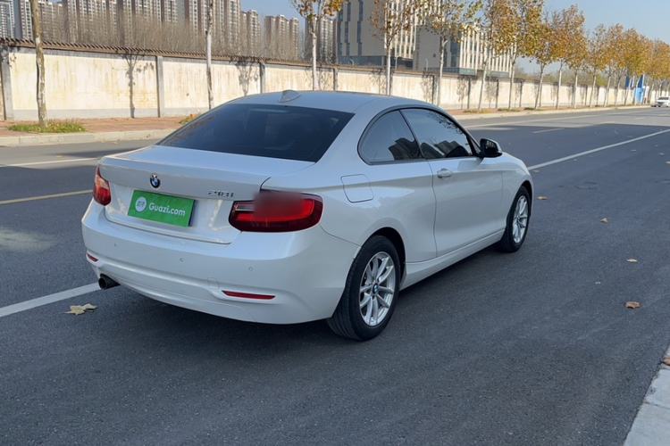 Used BMW 2 Series 2015 218i Exterior 4