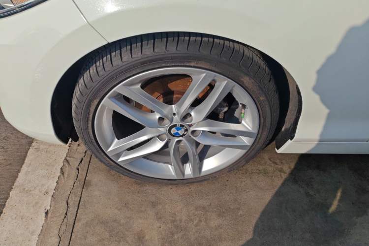 Used BMW 2 Series 2015 218i Convertible Coupe Exterior 4