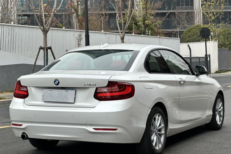 Used BMW 2 Series 2015 218i Exterior 5