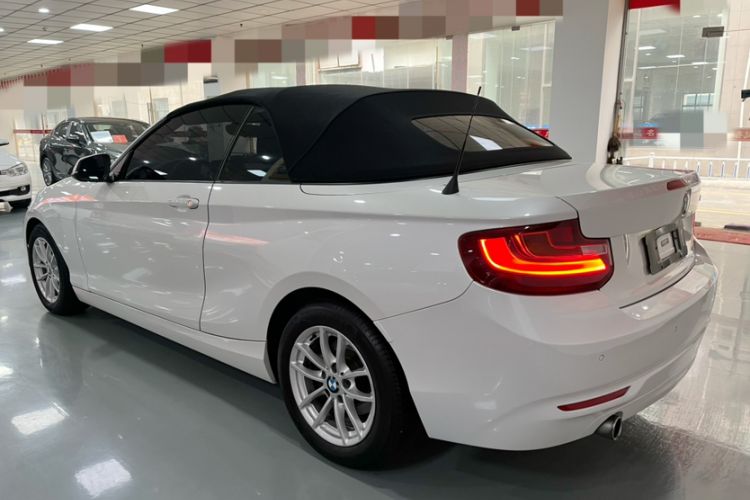 Used BMW 2 Series 2015 218i Convertible Coupe Exterior 5
