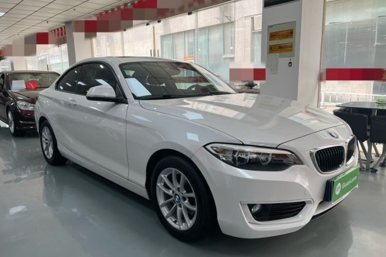 Used BMW 2 Series 2015 218i Exterior 6