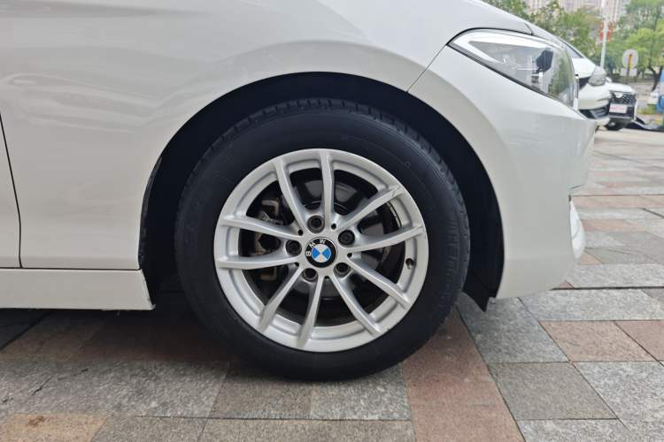 Used BMW 2 Series 2015 218i Exterior 7