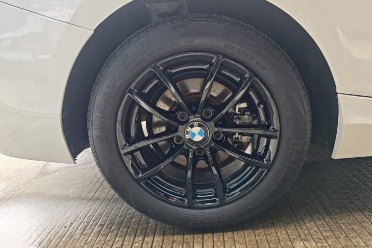 Used BMW 2 Series 2015 218i Convertible Coupe Exterior 8