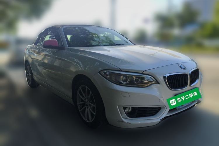 Used BMW 2 Series 2015 218i Convertible Coupe Front Right 45 Deg