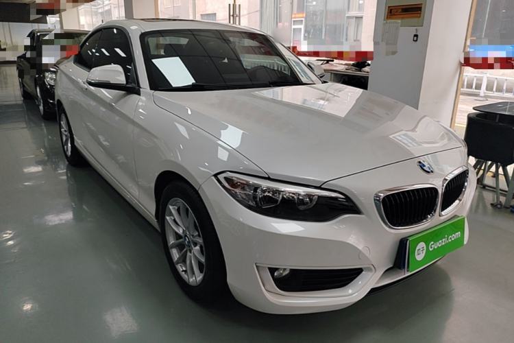 Used BMW 2 Series 2015 218i Front Right 45 Deg