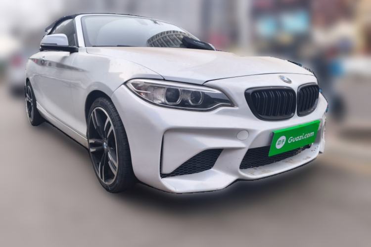 Used BMW 2 Series 2015 218i Convertible Coupe Front Right 45 Deg