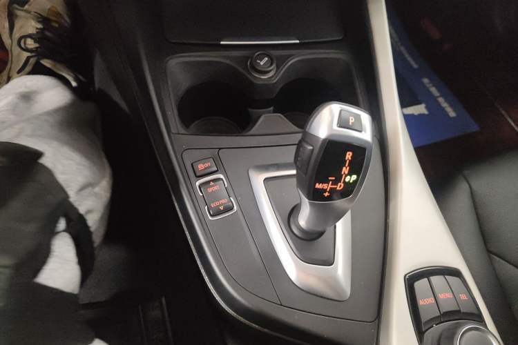 Used BMW 2 Series 2015 218i Gear Lever
