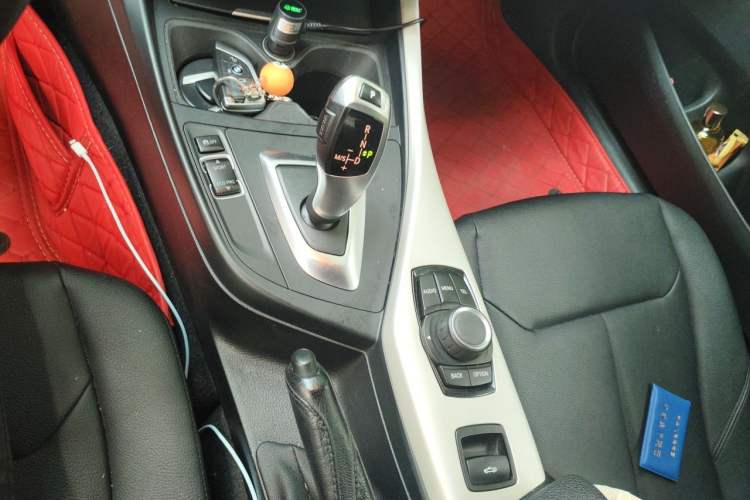Used BMW 2 Series 2015 218i Convertible Coupe Gear Lever