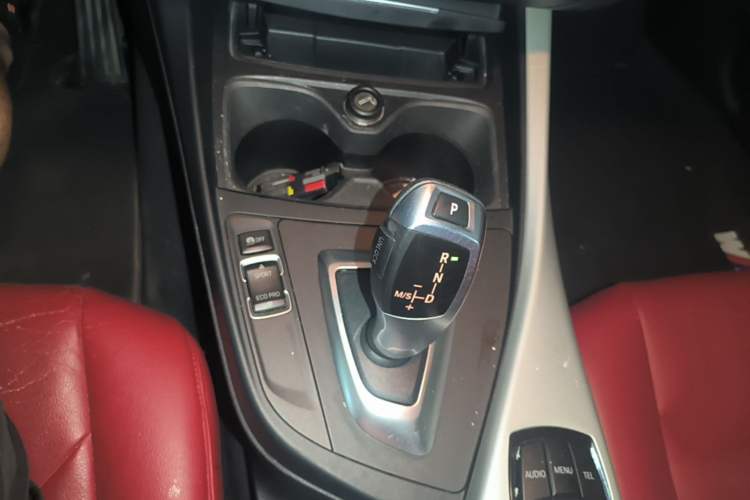 Used BMW 2 Series 2015 218i Convertible Coupe Gear Lever