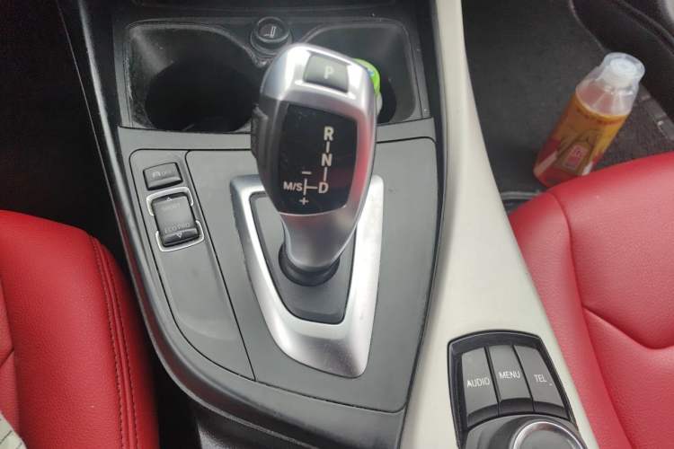 Used BMW 2 Series 2015 218i Convertible Coupe Gear Lever
