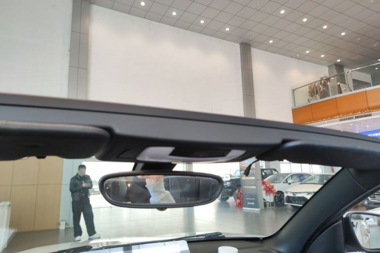 Used BMW 2 Series 2015 218i Convertible Coupe Headliner
