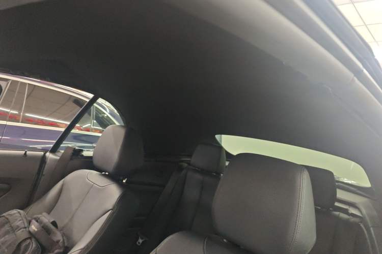 Used BMW 2 Series 2015 218i Convertible Coupe Headliner