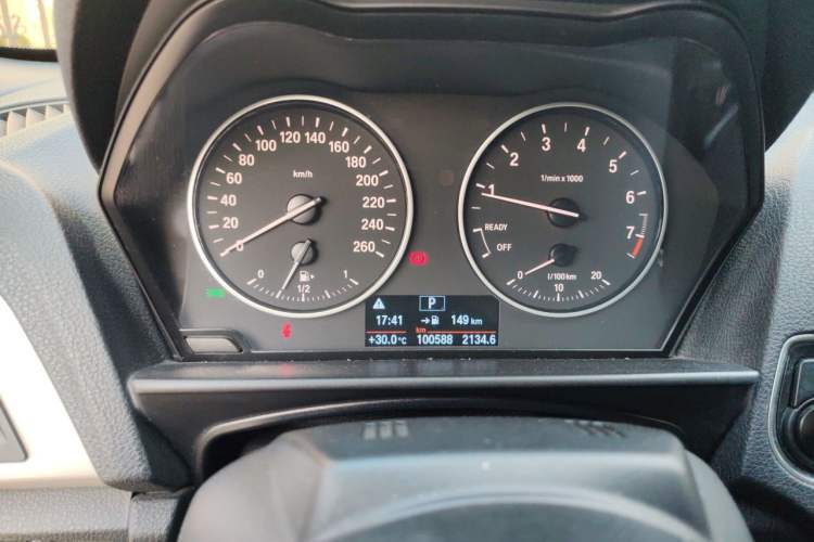 Used BMW 2 Series 2015 220i Convertible Coupe Leading Model Instrument Cluster