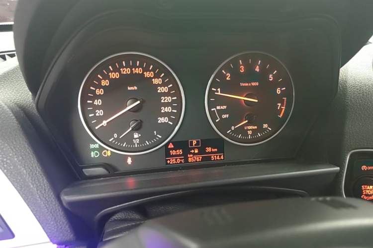 Used BMW 2 Series 2015 220i Convertible Coupe Leading Model Instrument Cluster
