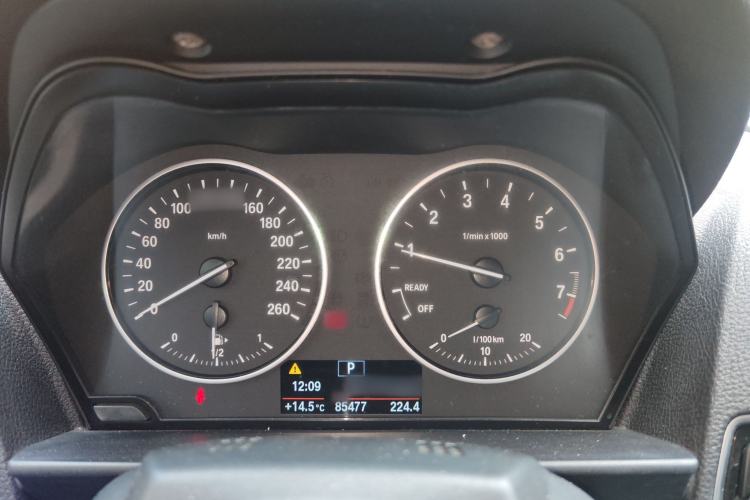 Used BMW 2 Series 2015 220i Convertible Coupe Leading Model Instrument Cluster