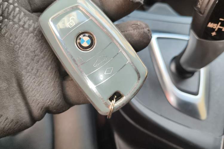 Used BMW 2 Series 2015 218i Convertible Coupe Interior 1
