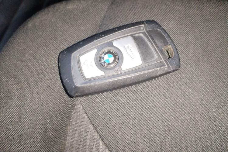 Used BMW 2 Series 2015 218i Interior 1