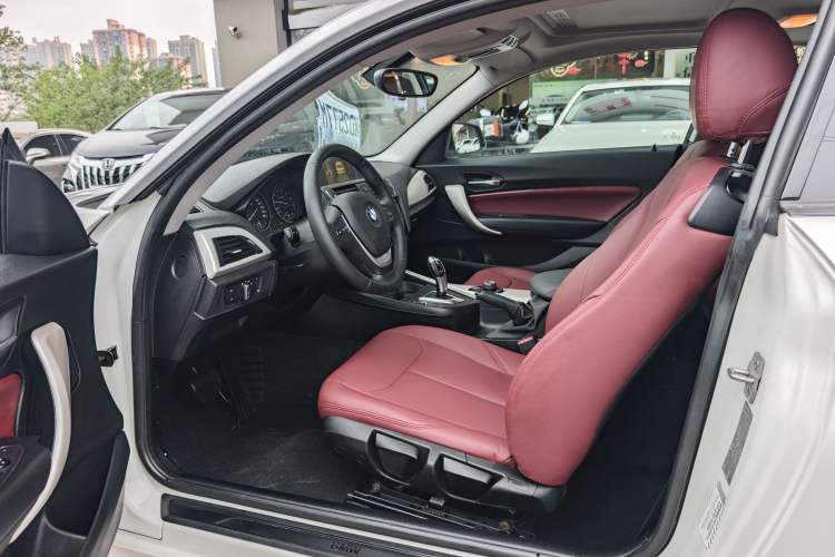 Used BMW 2 Series 2015 218i Interior 2