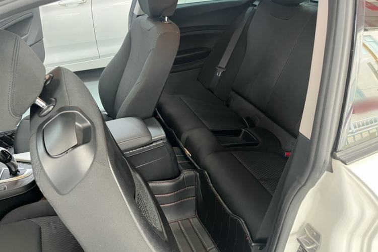 Used BMW 2 Series 2015 218i Interior 2