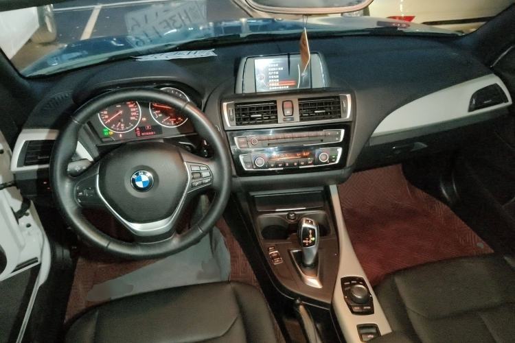 Used BMW 2 Series 2015 218i Convertible Coupe Interior 2