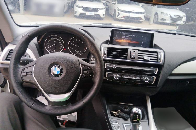 Used BMW 2 Series 2015 218i Interior 2