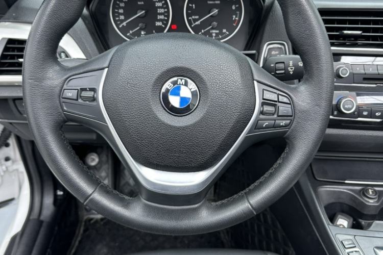 Used BMW 2 Series 2015 218i Convertible Coupe Interior 2