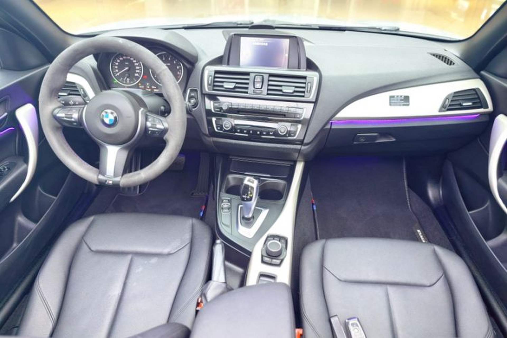 Used BMW 2 Series 2015 220i Convertible Coupe Leading Model Interior 2