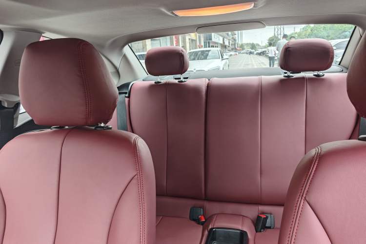 Used BMW 2 Series 2015 218i Interior 3