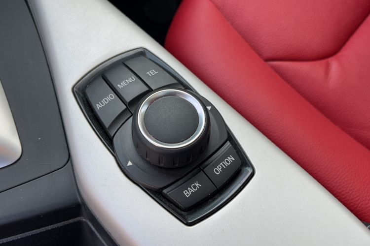 Used BMW 2 Series 2015 218i Interior 8