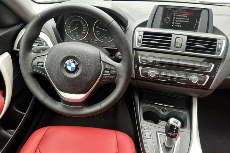Used BMW 2 Series 2015 218i Interior 9