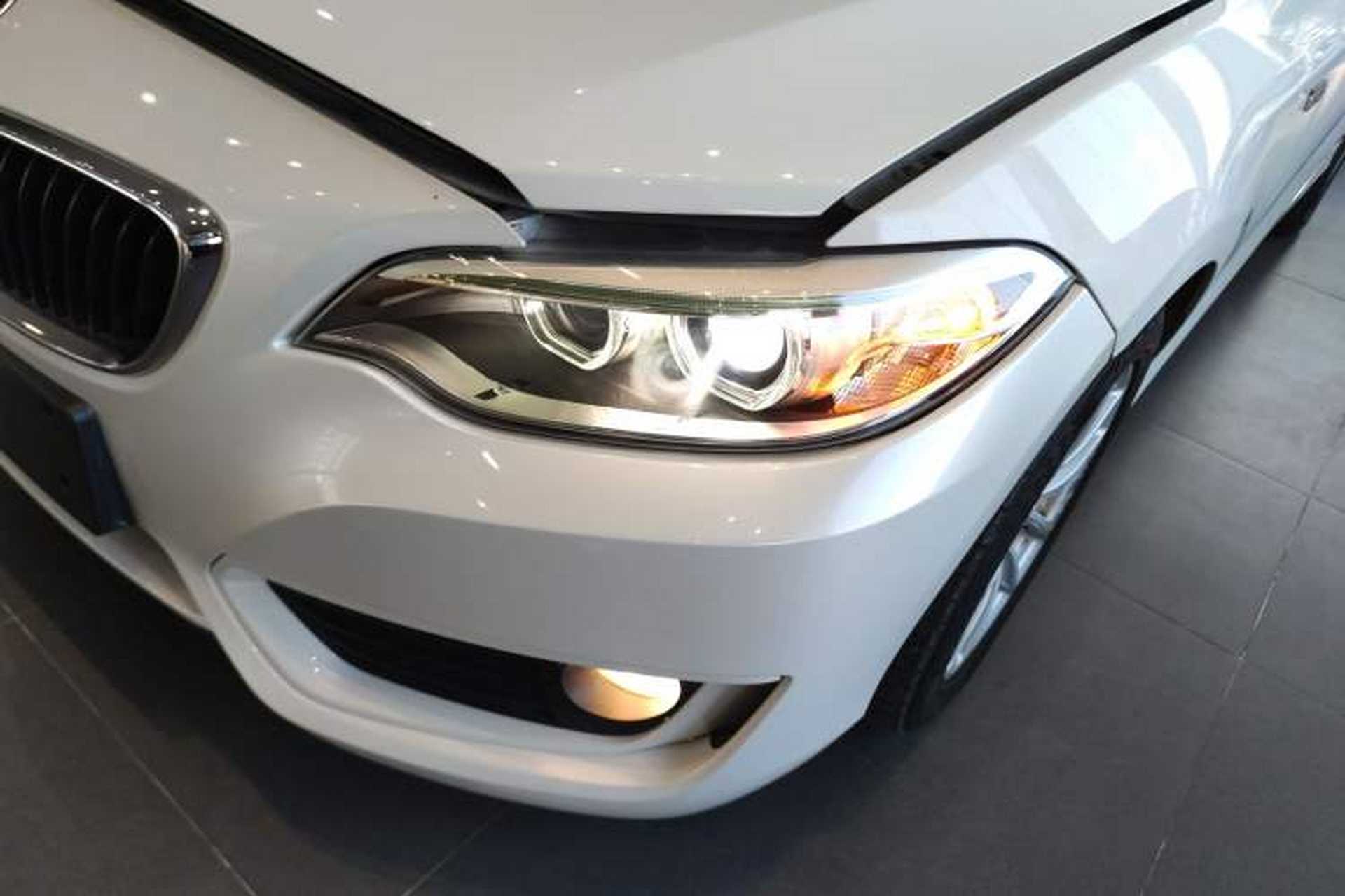 Used BMW 2 Series 2015 218i Convertible Coupe Left Front Headlight