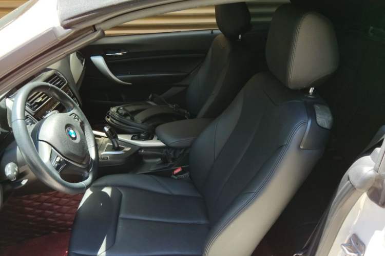 Used BMW 2 Series 2015 218i Convertible Coupe Left Front Seat
