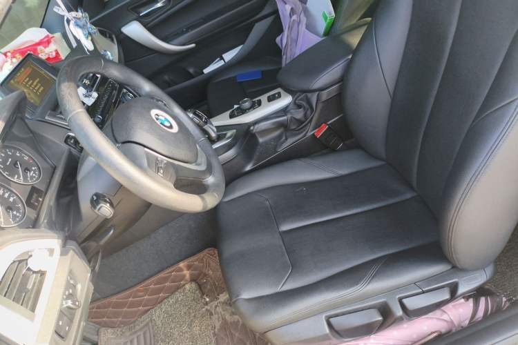 Used BMW 2 Series 2015 218i Convertible Coupe Left Front Seat