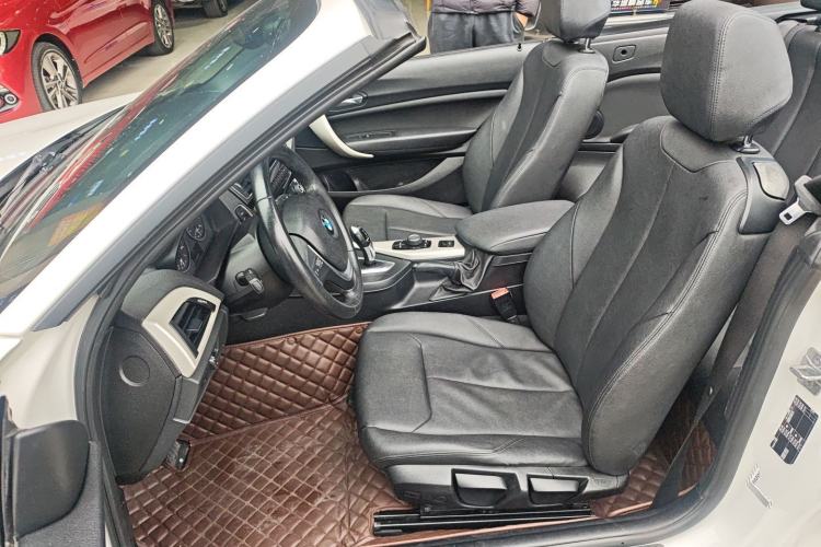 Used BMW 2 Series 2015 218i Convertible Coupe Left Front Seat