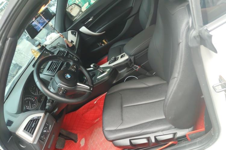 Used BMW 2 Series 2015 218i Convertible Coupe Left Front Seat