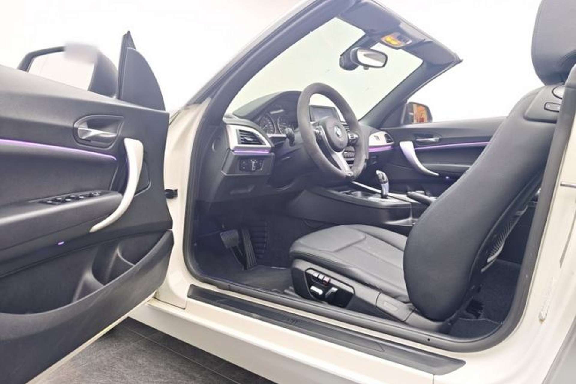 Used BMW 2 Series 2015 220i Convertible Coupe Leading Model Left Front Seat