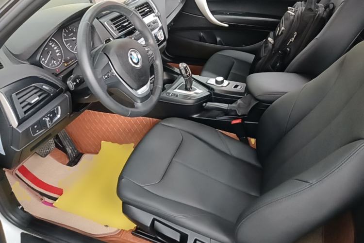 Used BMW 2 Series 2015 218i Convertible Coupe Left Front Seat