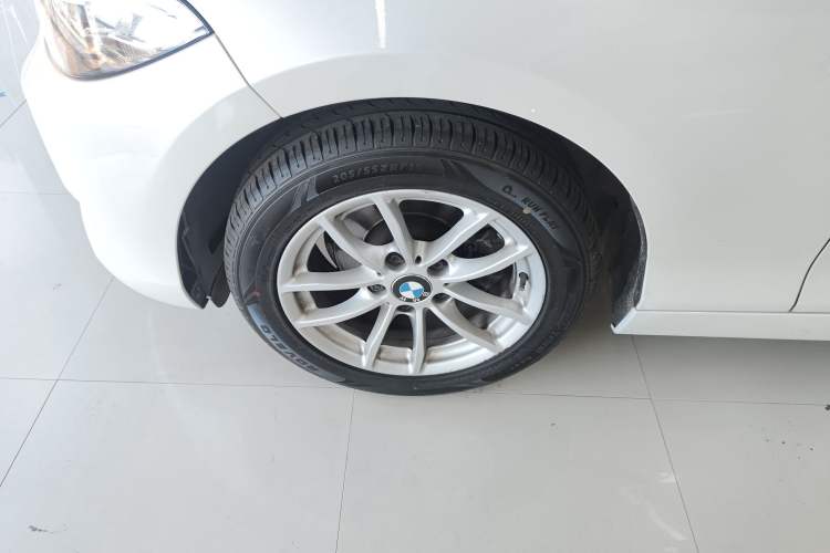 Used BMW 2 Series 2015 218i Left Front Wheel Hub
