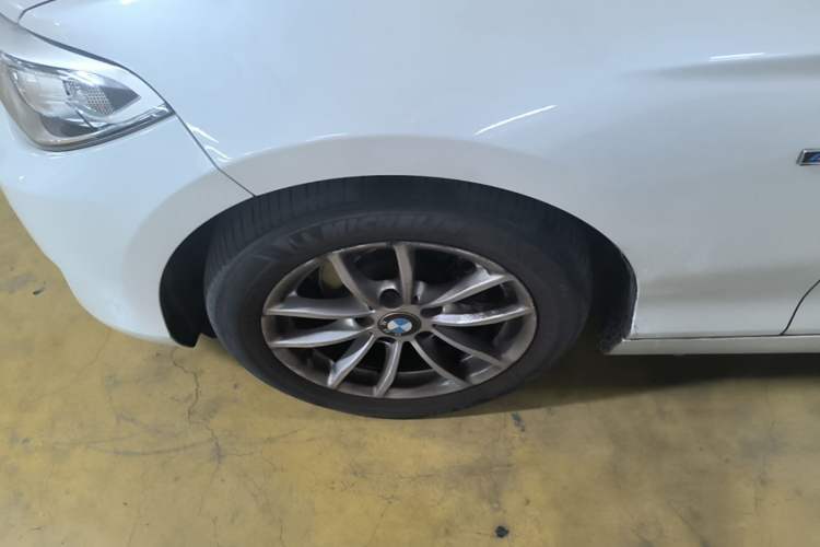 Used BMW 2 Series 2015 218i Convertible Coupe Left Front Wheel Hub