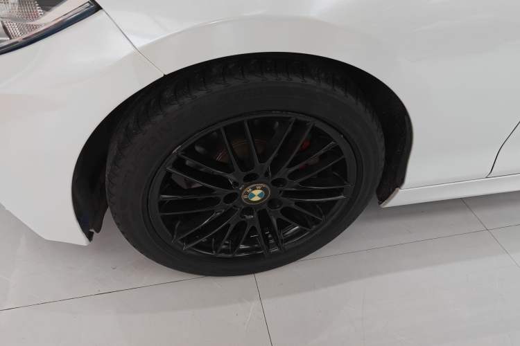 Used BMW 2 Series 2015 220i Convertible Coupe M Sport Edition Left Front Wheel Hub