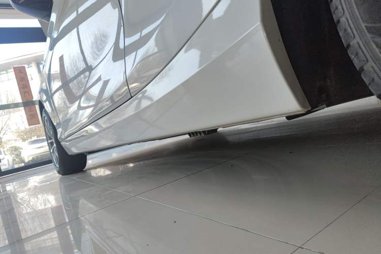 Used BMW 2 Series 2015 218i Left Side Sill