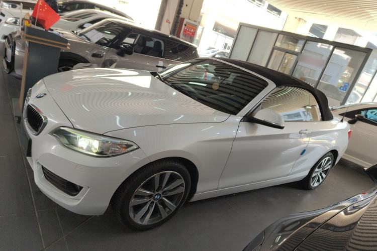 Used BMW 2 Series 2015 220i Convertible Coupe Leading Model Left Side