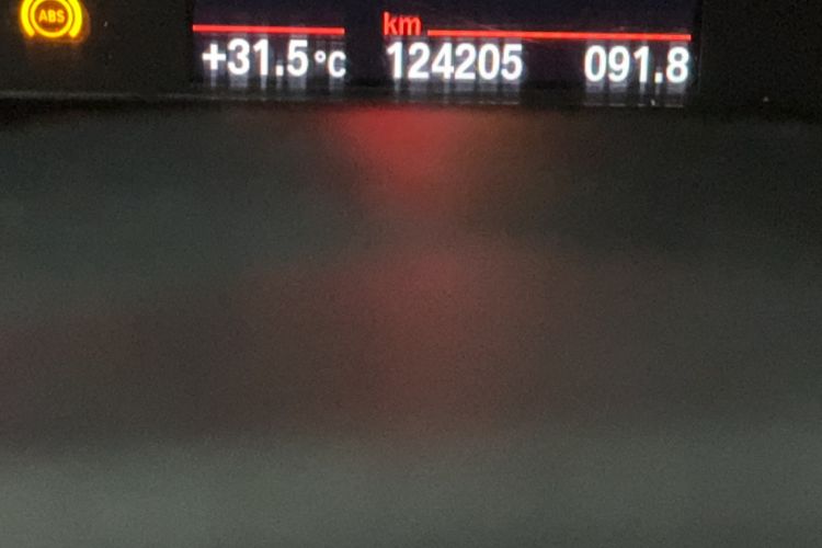 Used BMW 2 Series 2015 218i Odometer Close Up