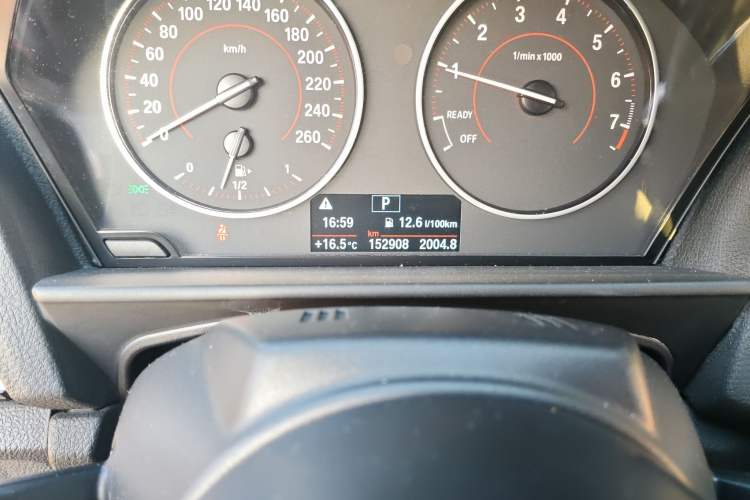Used BMW 2 Series 2015 220i Convertible Coupe M Sport Edition Odometer Close Up