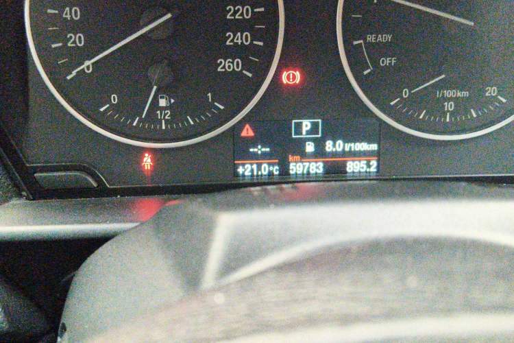 Used BMW 2 Series 2015 218i Convertible Coupe Odometer Close Up